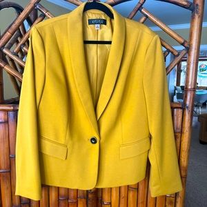 Kasper skirt suit. Gold color. Stretch polyester. Size 14.